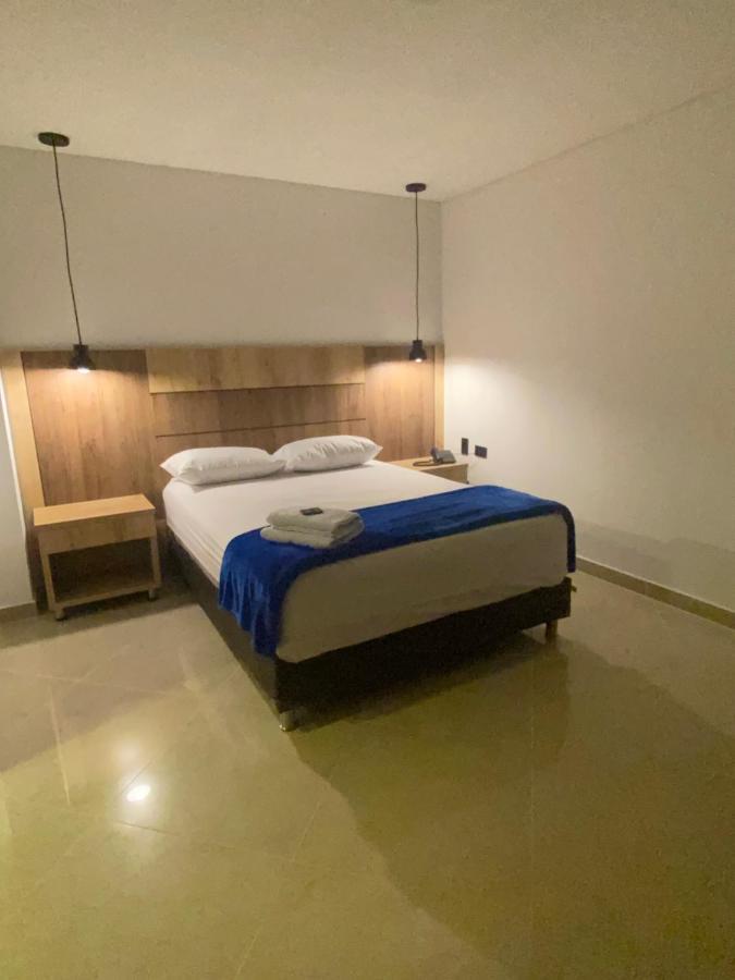 Hotel California City Medellín Kültér fotó