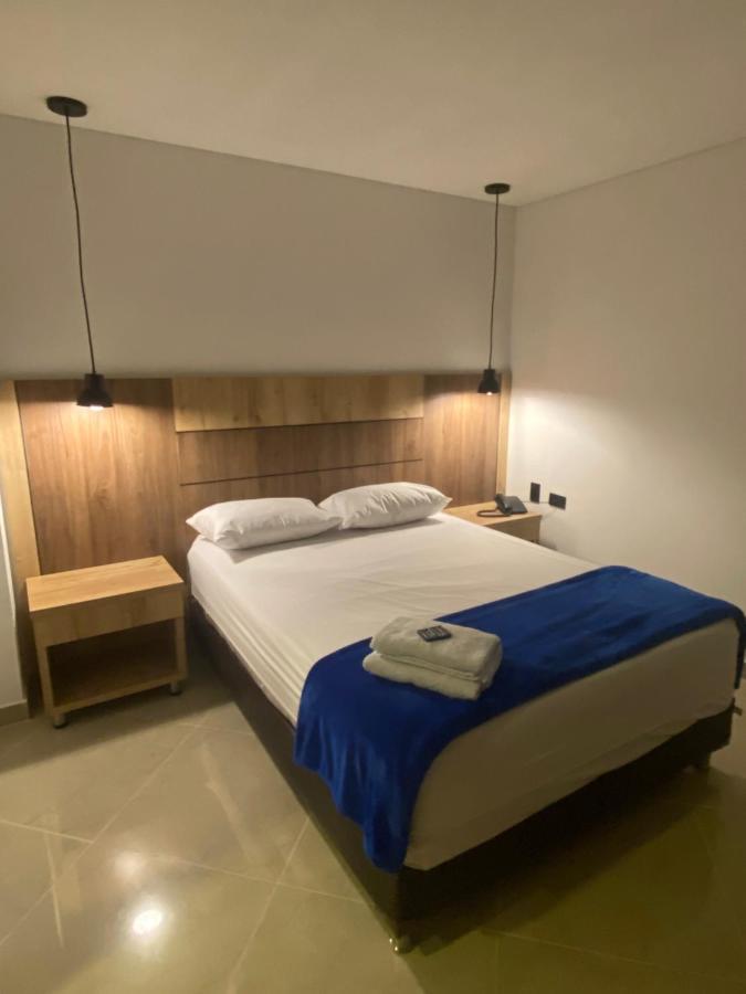 Hotel California City Medellín Kültér fotó
