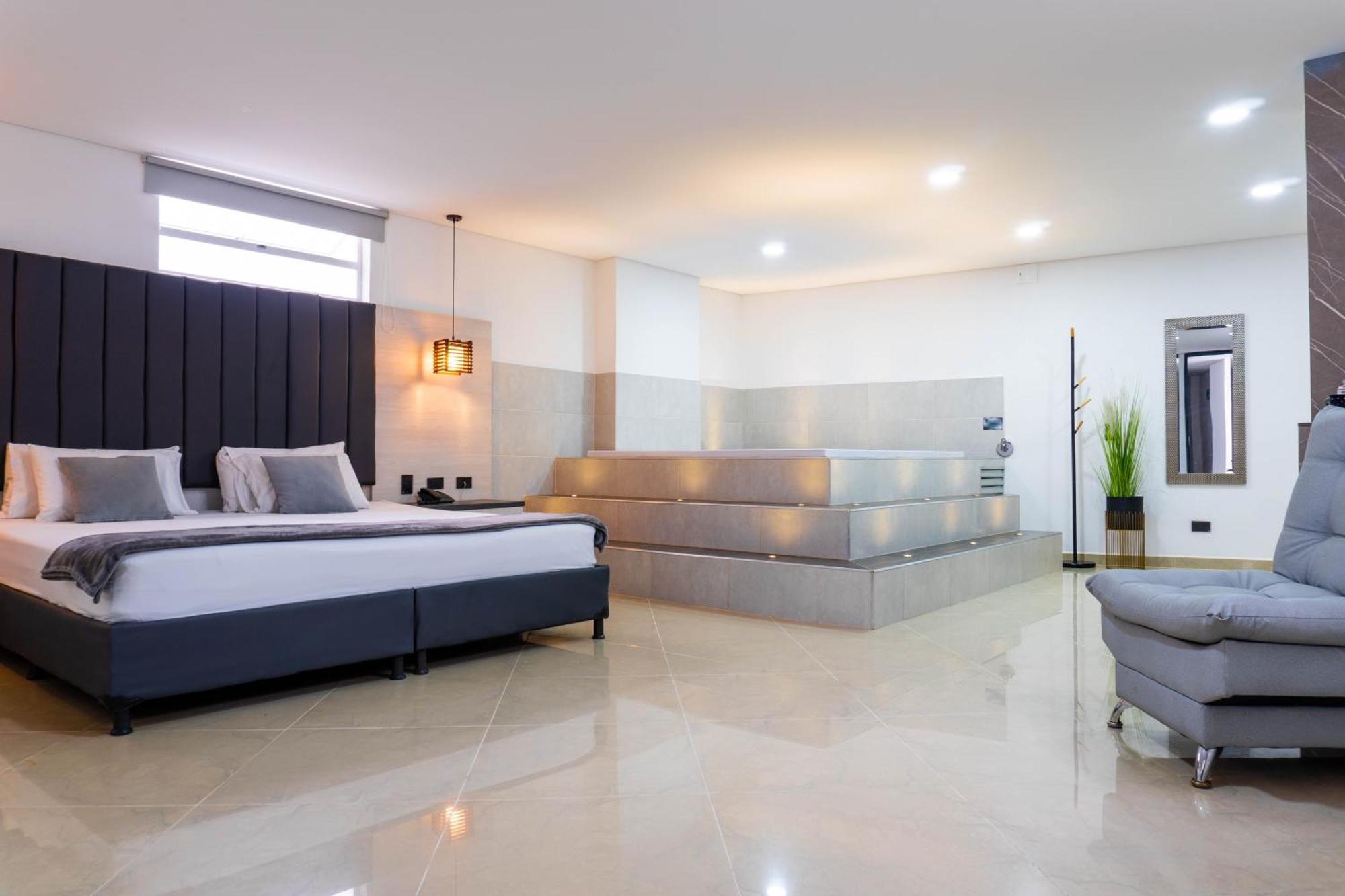Hotel California City Medellín Kültér fotó