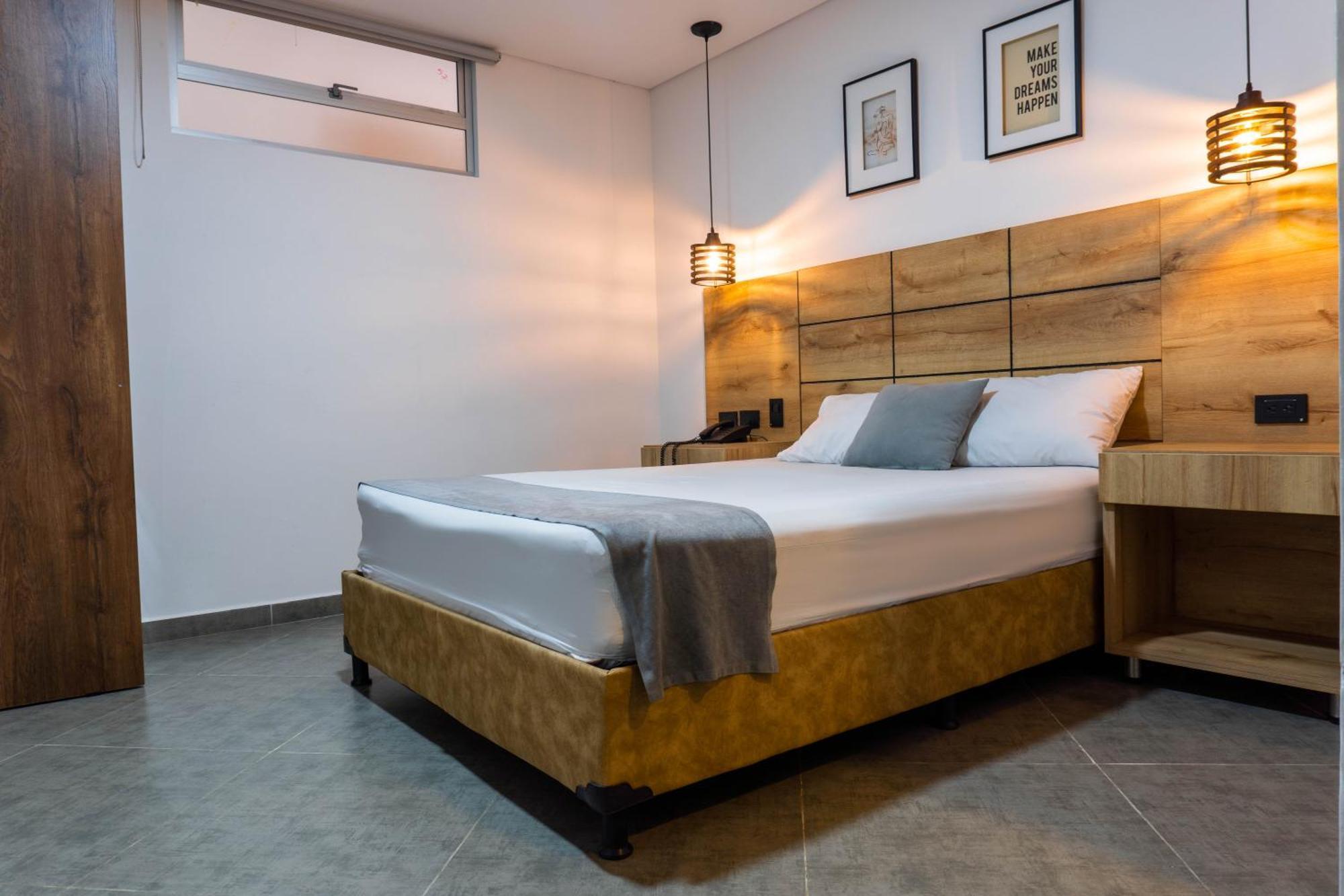 Hotel California City Medellín Kültér fotó